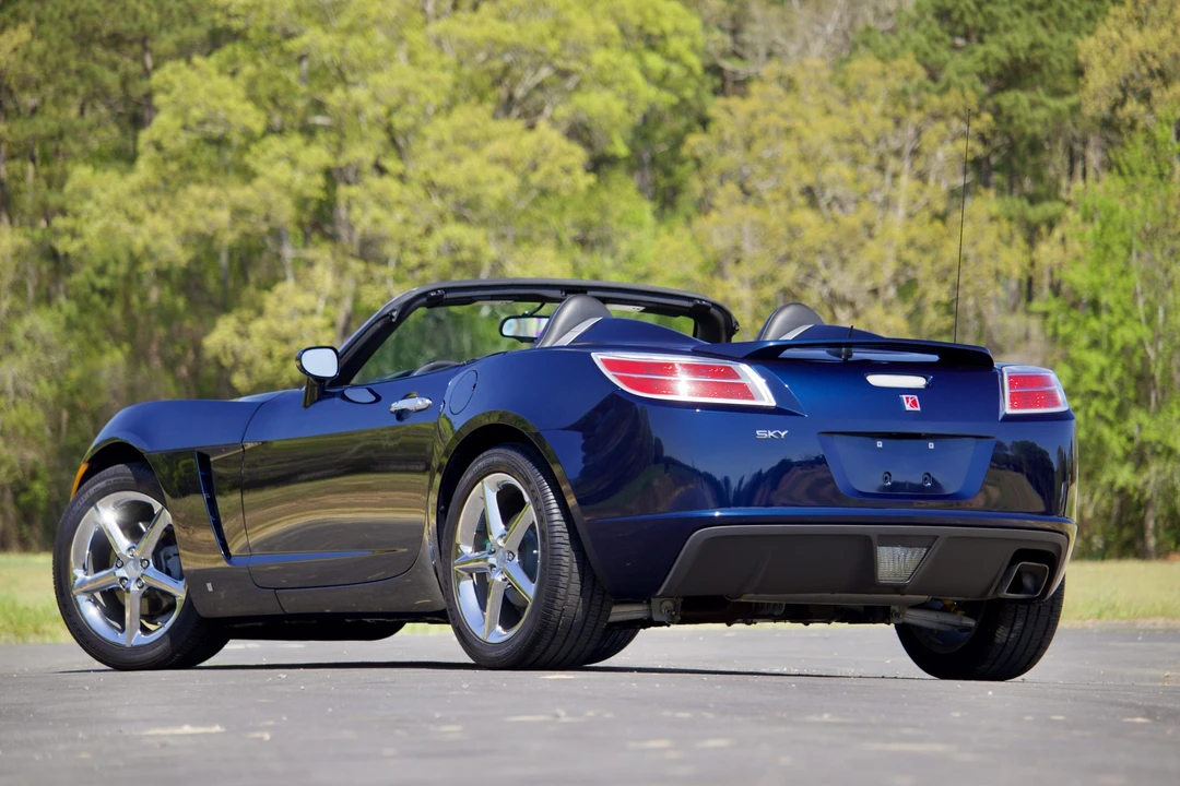 2008 Saturn Sky - Image 9 of 31