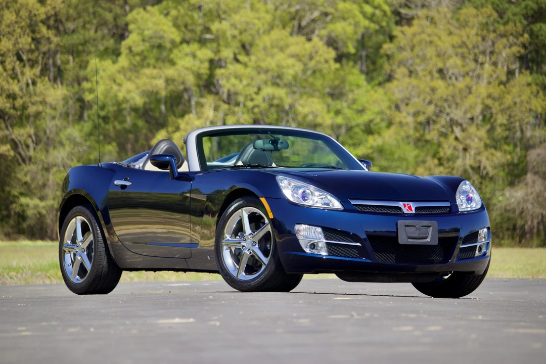 2008 Saturn Sky - Image 15 of 31