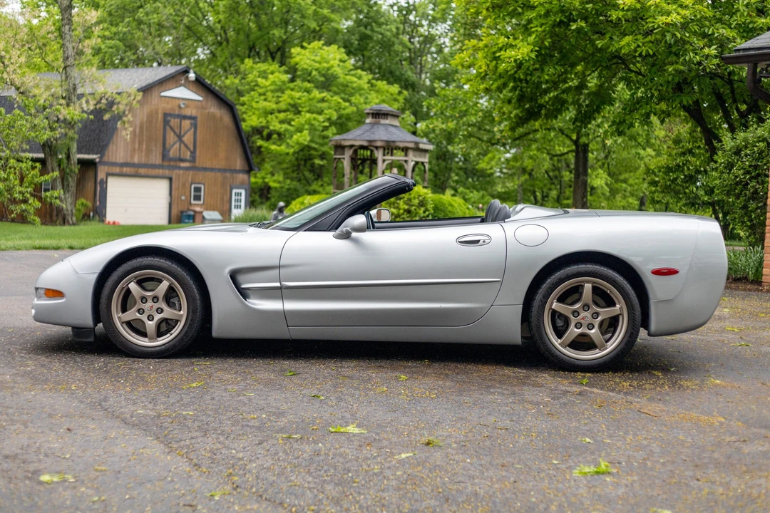 1999 Chevrolet Corvette C5 - Image 2 of 31