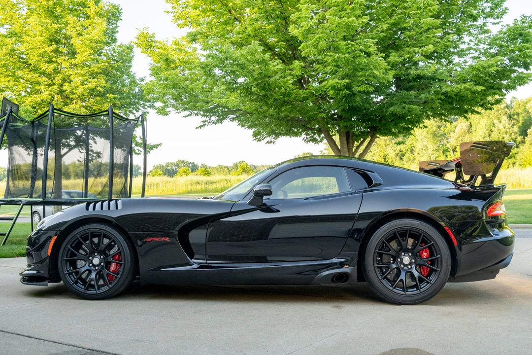 2017 Dodge Viper ACR 5th Gen - Image 8 of 31