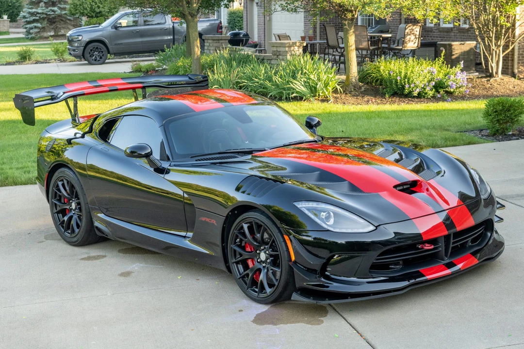 2017 Dodge Viper ACR 5th Gen - Image 3 of 31