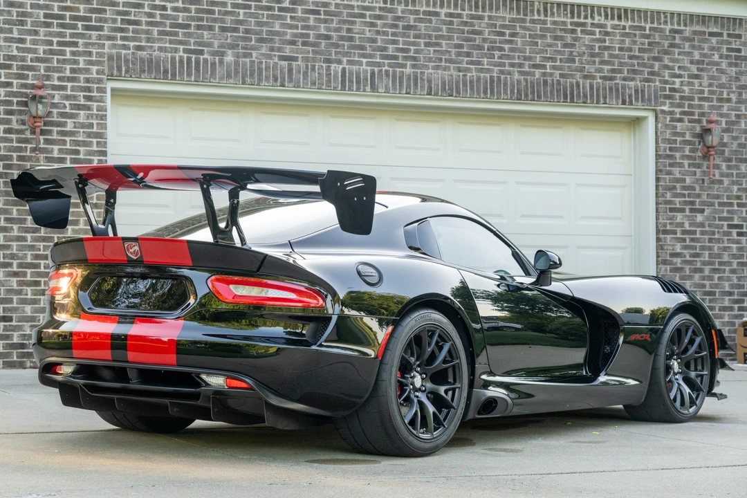 2017 Dodge Viper ACR 5th Gen - Image 5 of 31