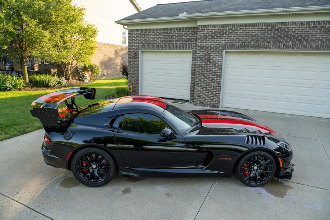 2017 Dodge Viper ACR 5th Gen - Image 14 of 31