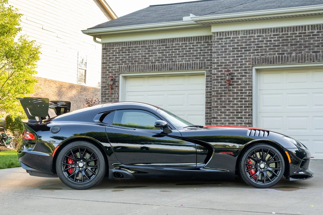 2017 Dodge Viper ACR 5th Gen - Image 4 of 31