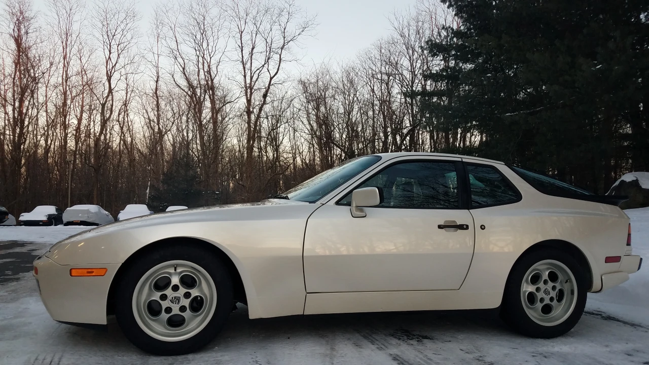 1986 Porsche 944 Turbo - Image 4 of 31