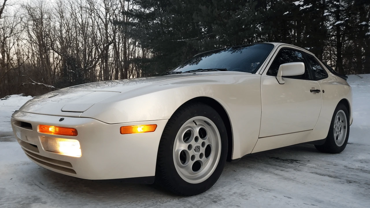 1986 Porsche 944 Turbo - Image 7 of 31