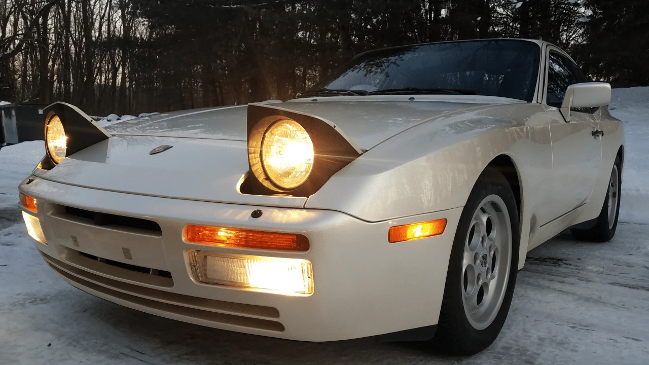 1986 Porsche 944 Turbo - Image 16 of 31