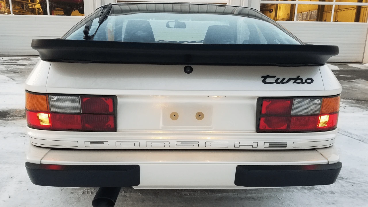 1986 Porsche 944 Turbo - Image 17 of 31