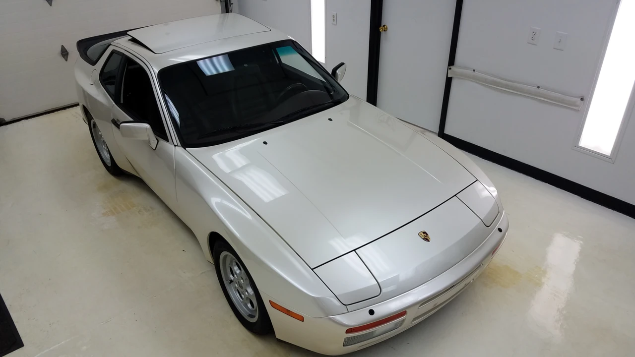 1986 Porsche 944 Turbo - Image 27 of 31
