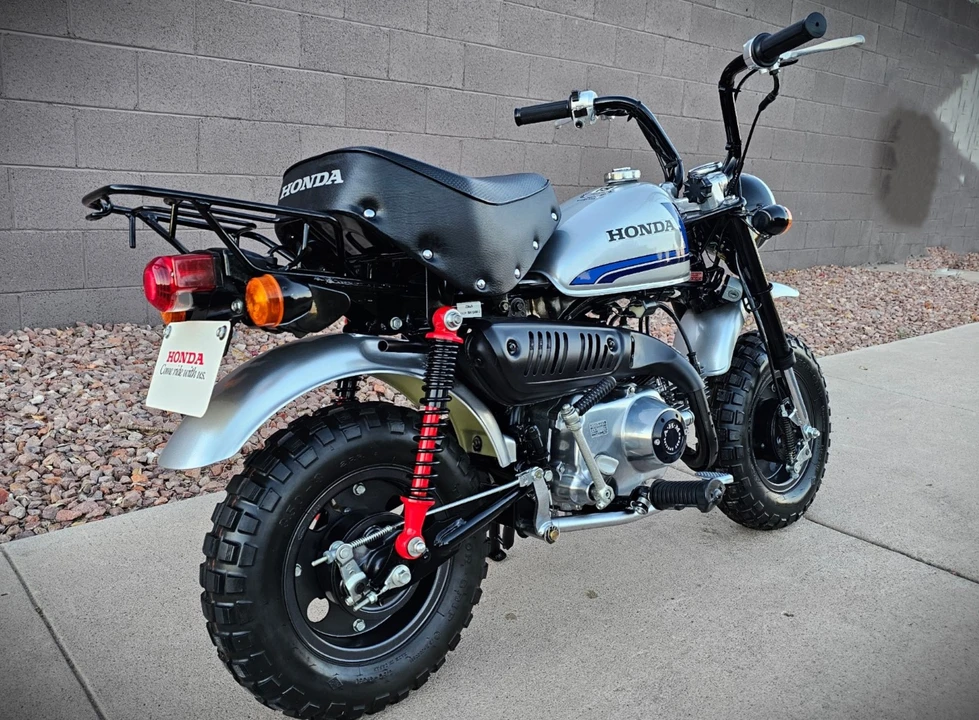 2004 Honda Motorcycles - Image 23 of 31