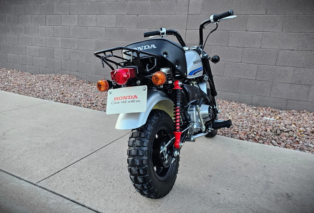2004 Honda Motorcycles - Image 26 of 31