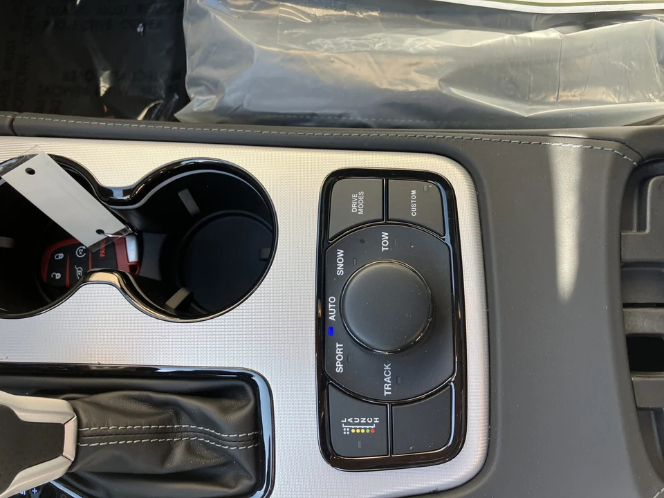 2021 Jeep WK2 Grand Cherokee - Image 23 of 31
