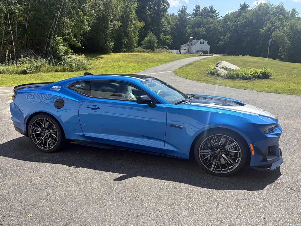 2024 Chevrolet Camaro ZL1 6th Gen - Image 10 of 31
