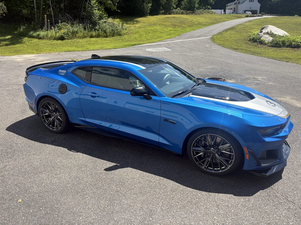 2024 Chevrolet Camaro ZL1 6th Gen - Image 8 of 31