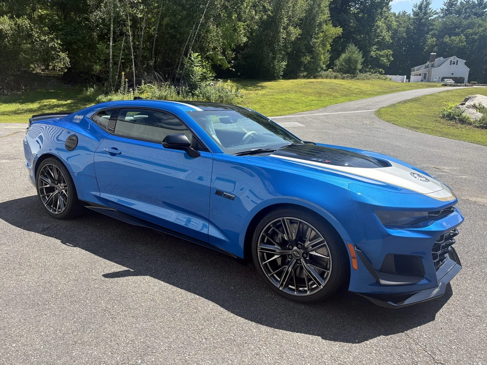 2024 Chevrolet Camaro ZL1 6th Gen - Image 7 of 31