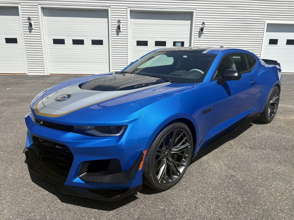 2024 Chevrolet Camaro ZL1 6th Gen - Image 2 of 31