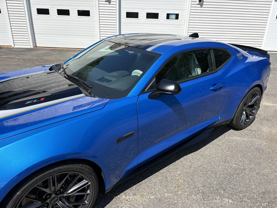 2024 Chevrolet Camaro ZL1 6th Gen - Image 26 of 31