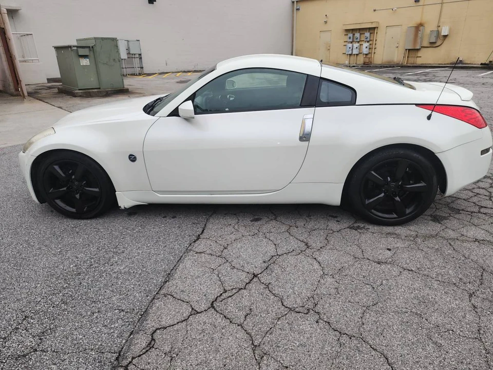 2007 Nissan 350Z 5th Gen - Image 2 of 24