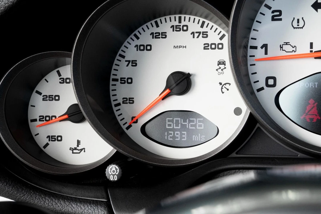 2011 Porsche 997 Carrera GTS - Image 11 of 15