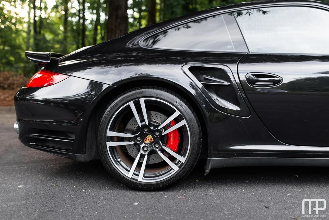 2011 Porsche 997 Turbo - Image 12 of 27