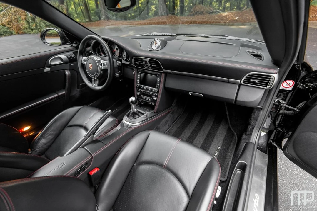 2011 Porsche 997 Turbo - Image 18 of 27