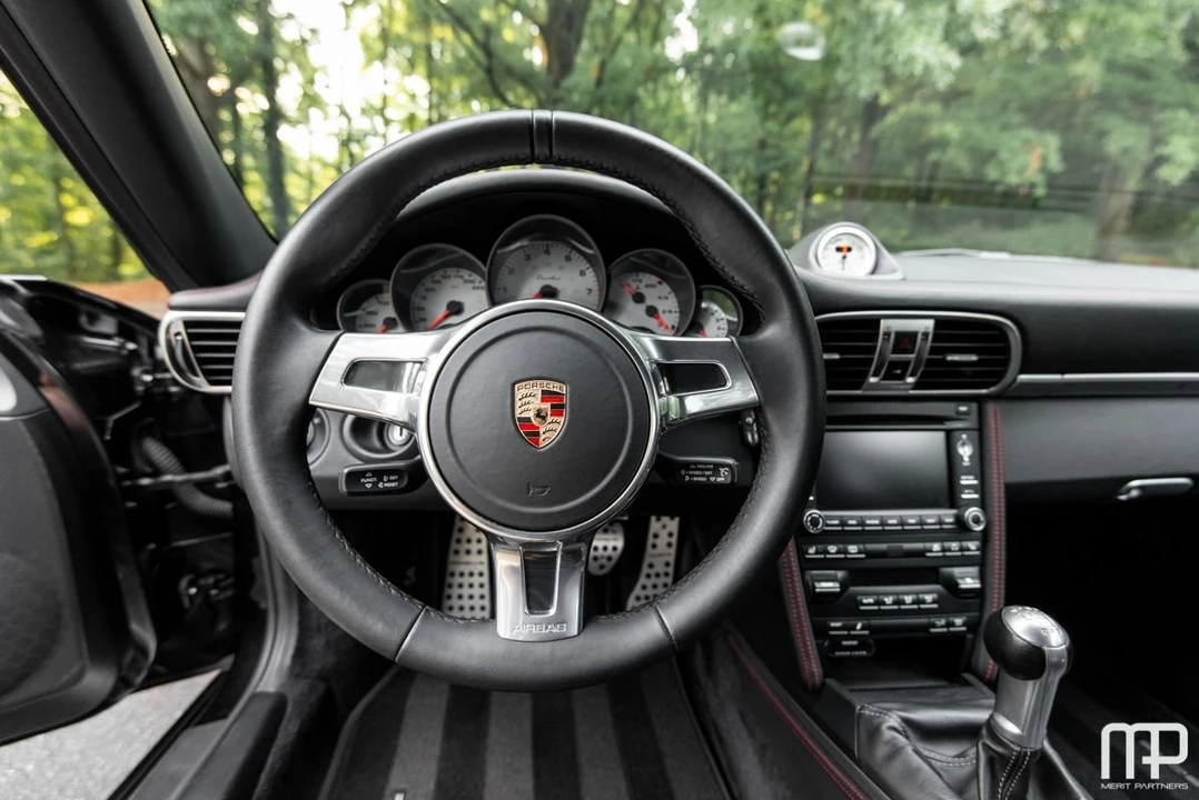 2011 Porsche 997 Turbo - Image 21 of 27