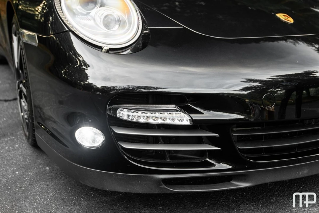 2011 Porsche 997 Turbo - Image 15 of 27