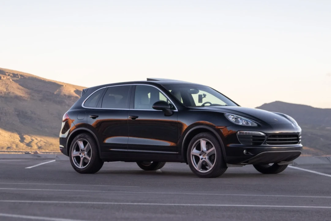 2011 Porsche 958 Cayenne - Image 1 of 3