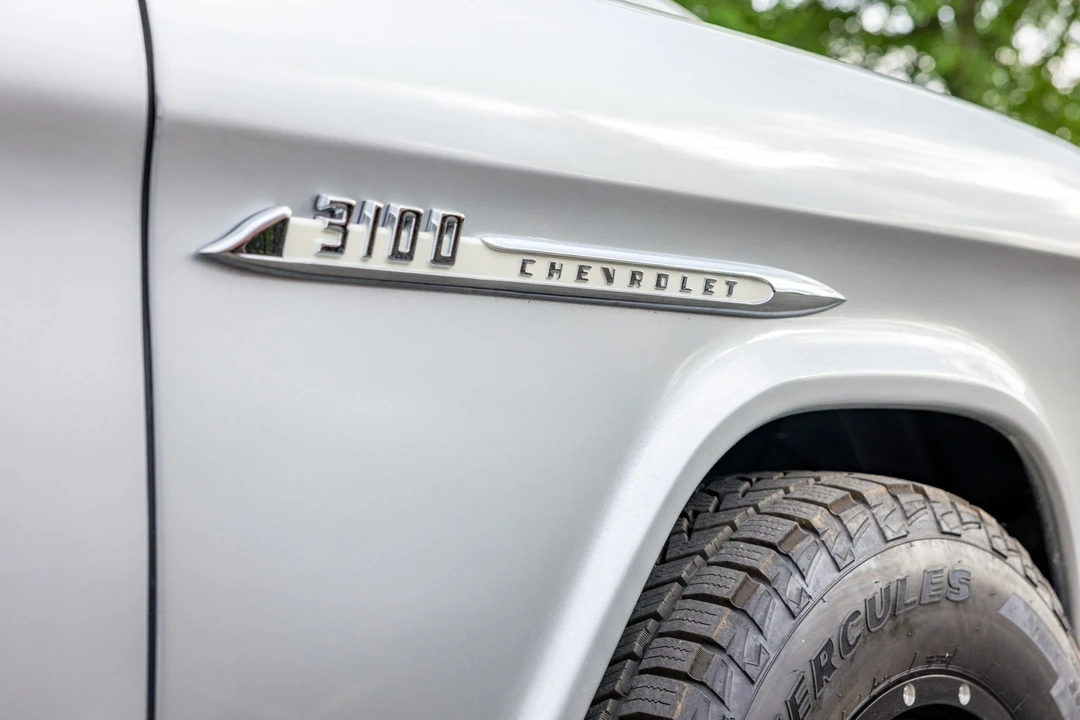 1955 Chevrolet Task Force - Image 25 of 31