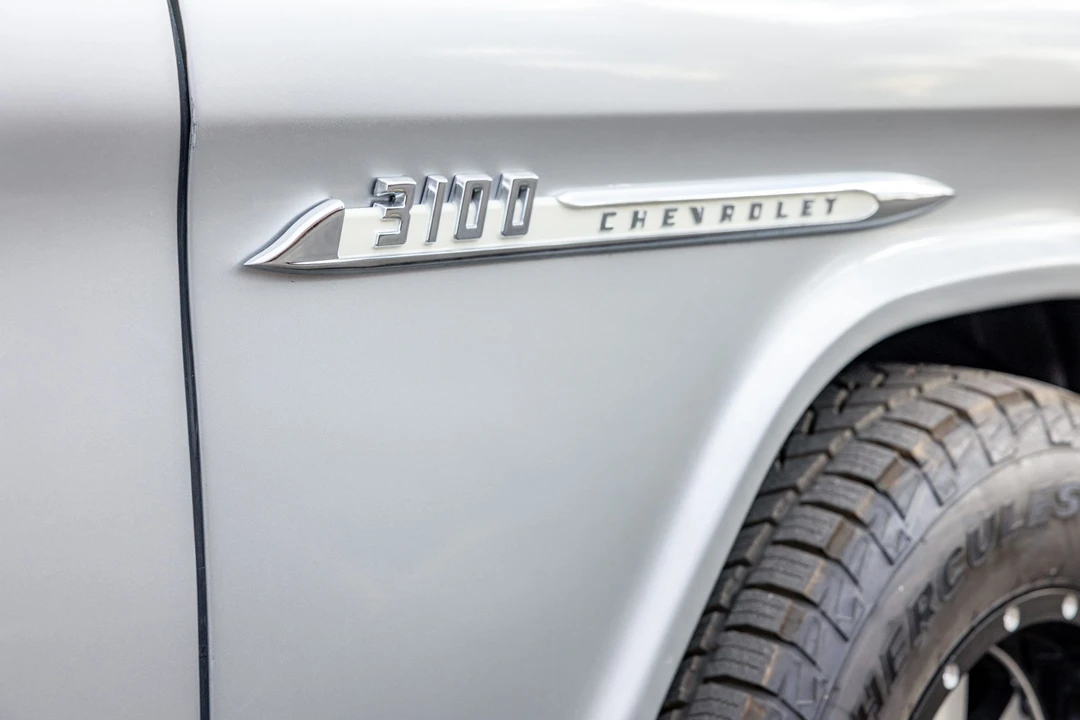 1955 Chevrolet Task Force - Image 24 of 31