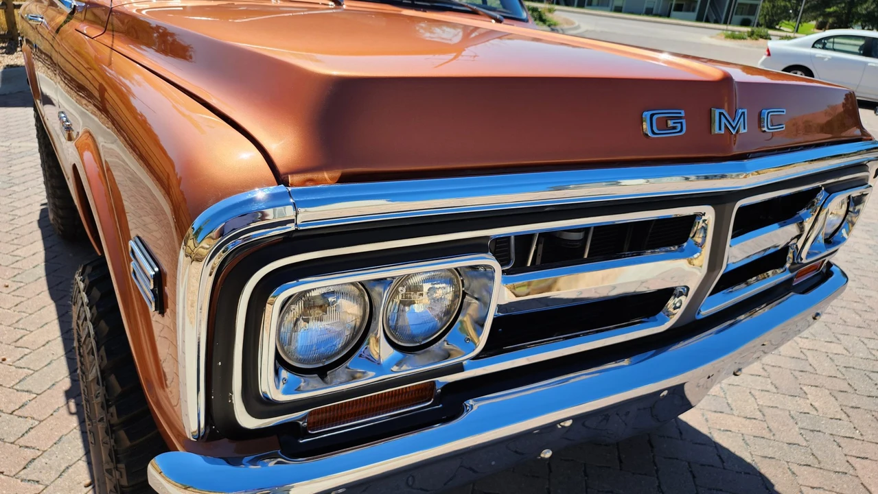 1972 GMC Jimmy 1st Gen - Image 17 of 31