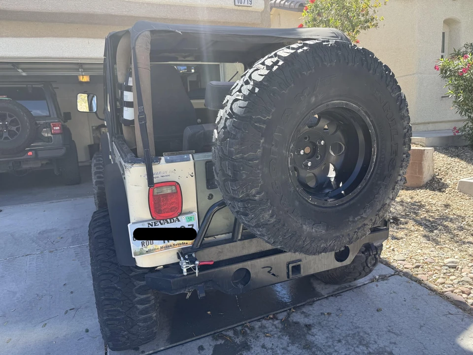 1987 Jeep YJ Wrangler - Image 14 of 31