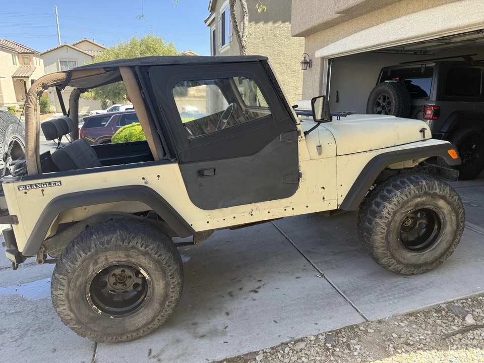 1987 Jeep YJ Wrangler - Image 16 of 31