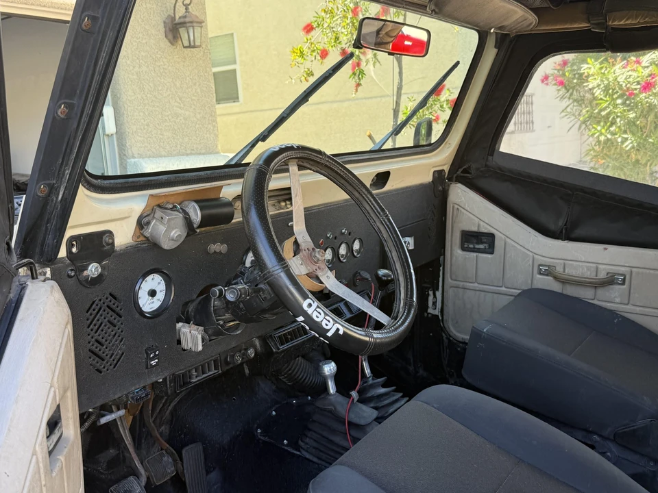 1987 Jeep YJ Wrangler - Image 20 of 31