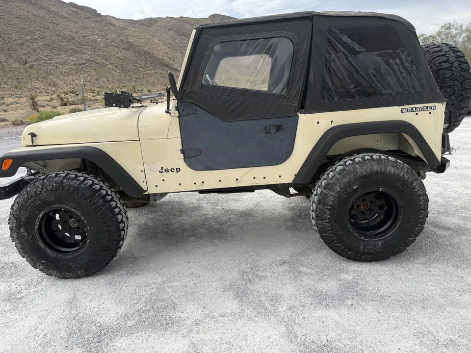 1987 Jeep YJ Wrangler - Image 3 of 31