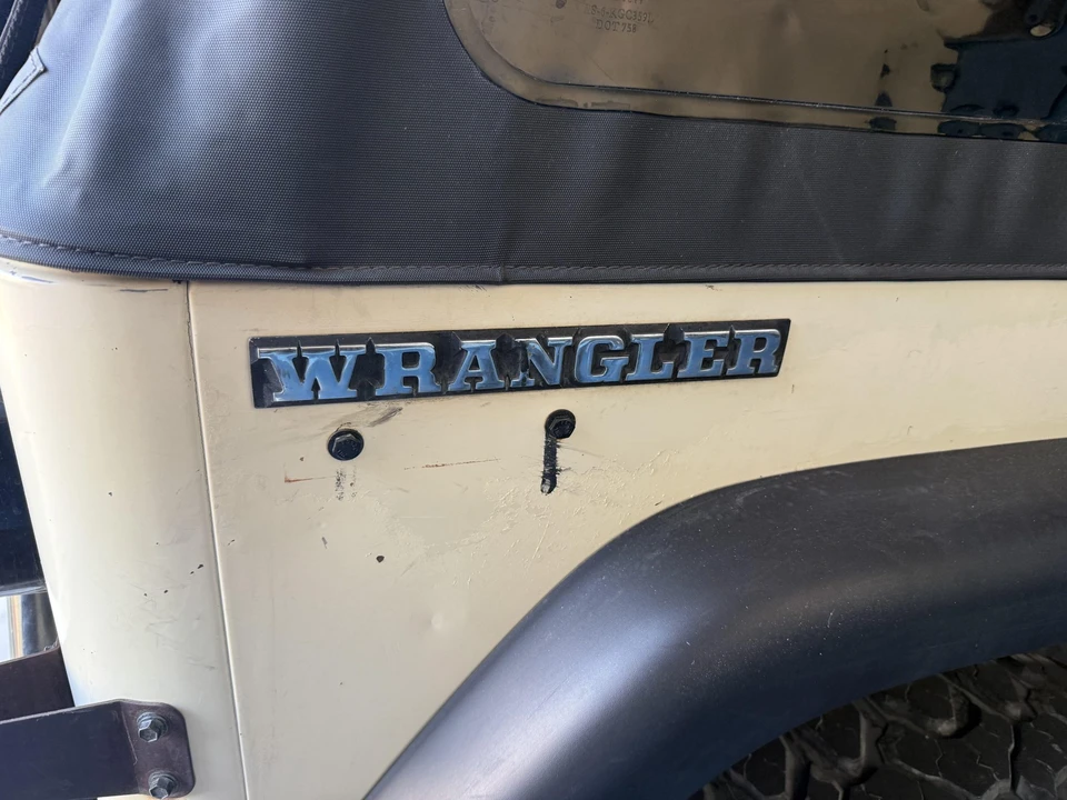 1987 Jeep YJ Wrangler - Image 17 of 31
