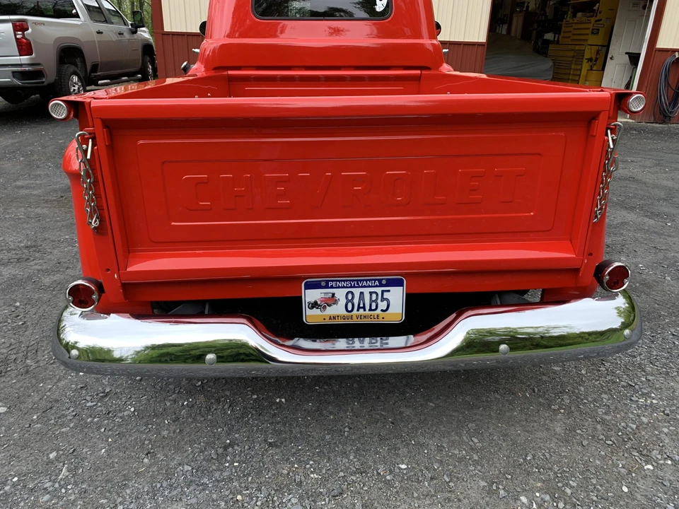 1955 Chevrolet Task Force - Image 24 of 31