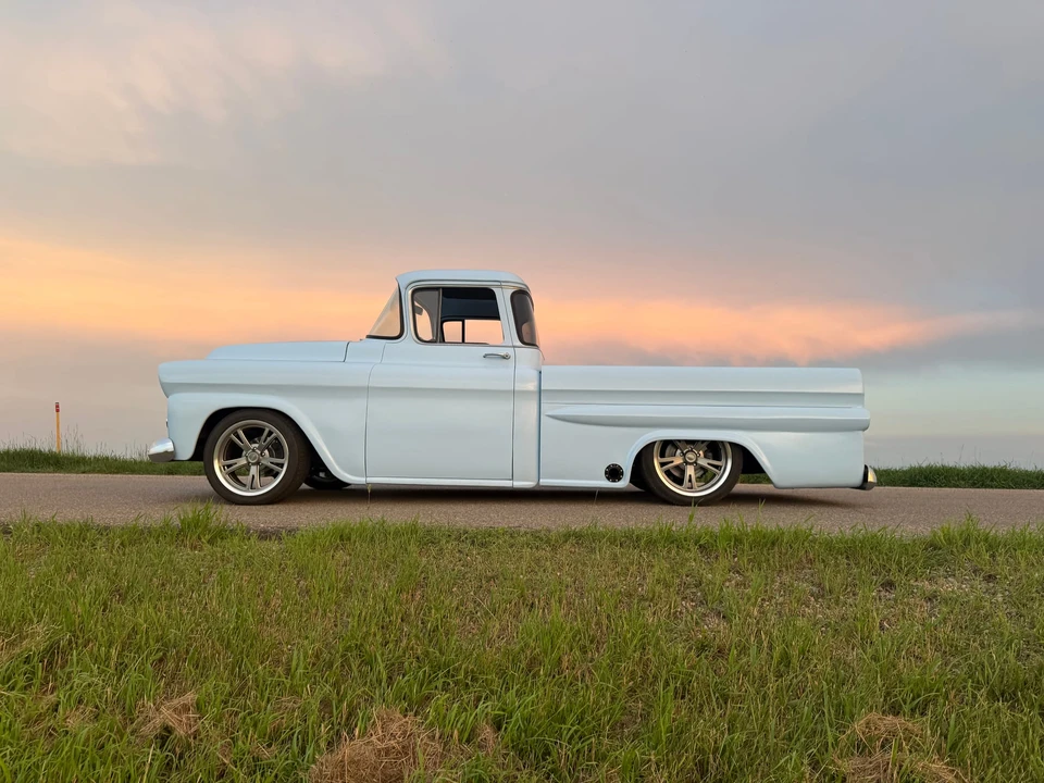 1959 Chevrolet Task Force - Image 6 of 31