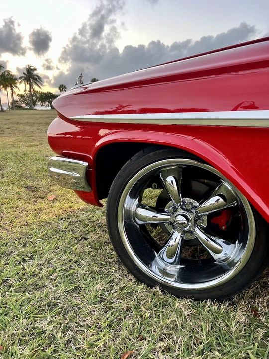 1961 Chevrolet Impala 3rd Gen - Image 24 of 31
