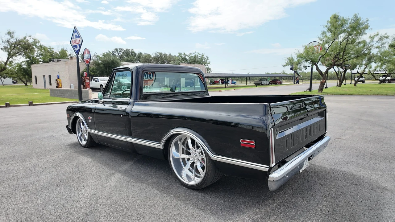 1970 GMC C/K 2nd Gen - Image 11 of 31
