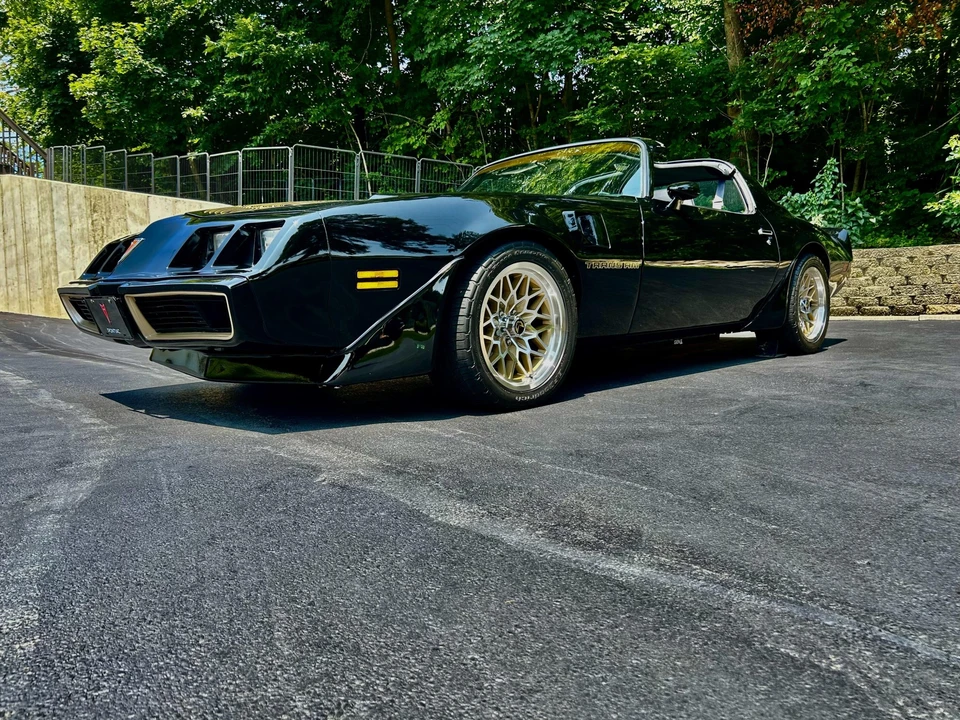 1981 Pontiac Firebird Trans Am 2nd Gen - Image 3 of 31