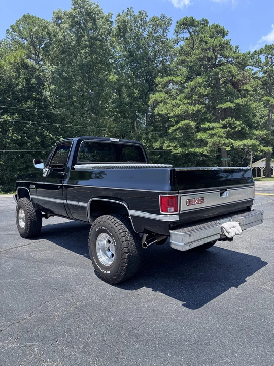 1987 GMC C/K 3rd Gen - Image 7 of 31