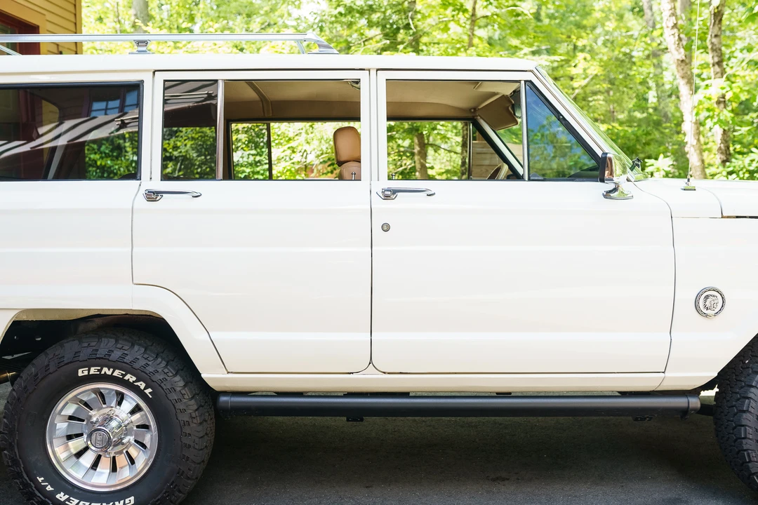 1987 Jeep SJ Grand Wagoneer - Image 24 of 31