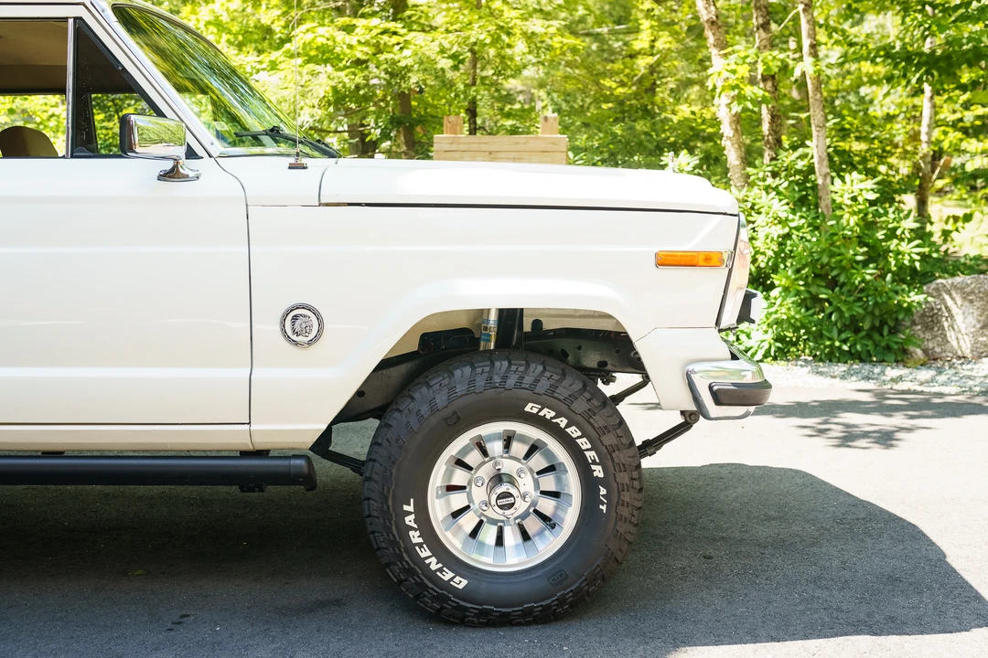 1987 Jeep SJ Grand Wagoneer - Image 25 of 31