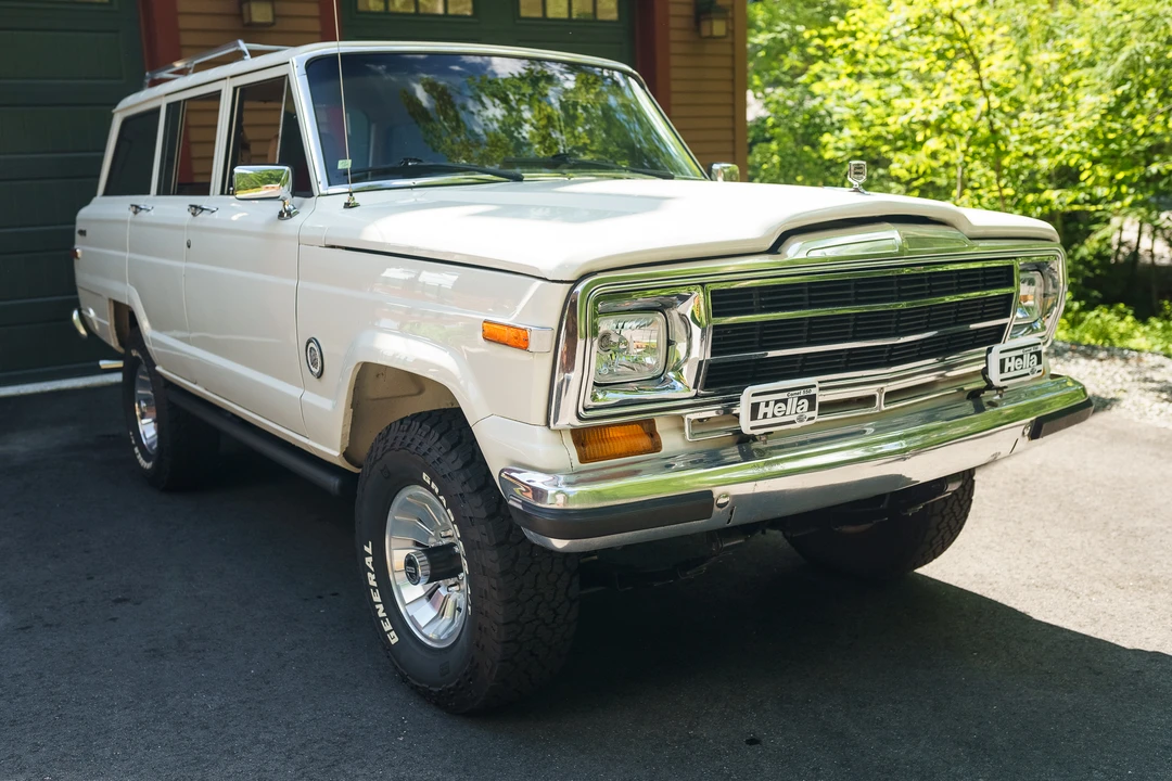 1987 Jeep SJ Grand Wagoneer - Image 3 of 31