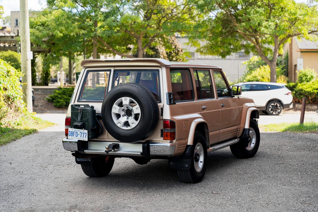 1994 Nissan Patrol 3rd Gen - Image 10 of 31