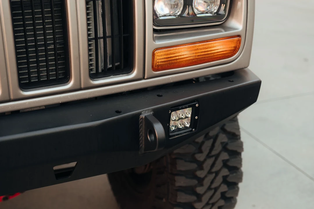 2000 Jeep XJ Cherokee - Image 24 of 31