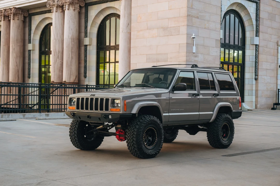 2000 Jeep XJ Cherokee - Image 6 of 31