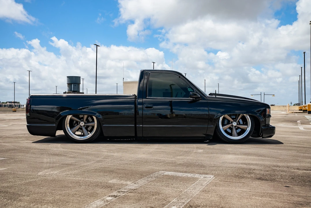 Chevrolet C/K 4th Gen - Image 31 of 31