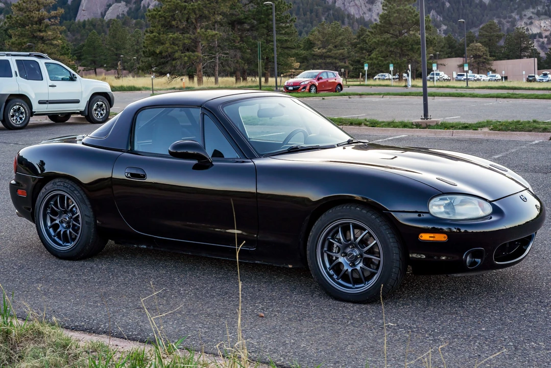 2000 Mazda NB MX-5 Miata - Image 12 of 31